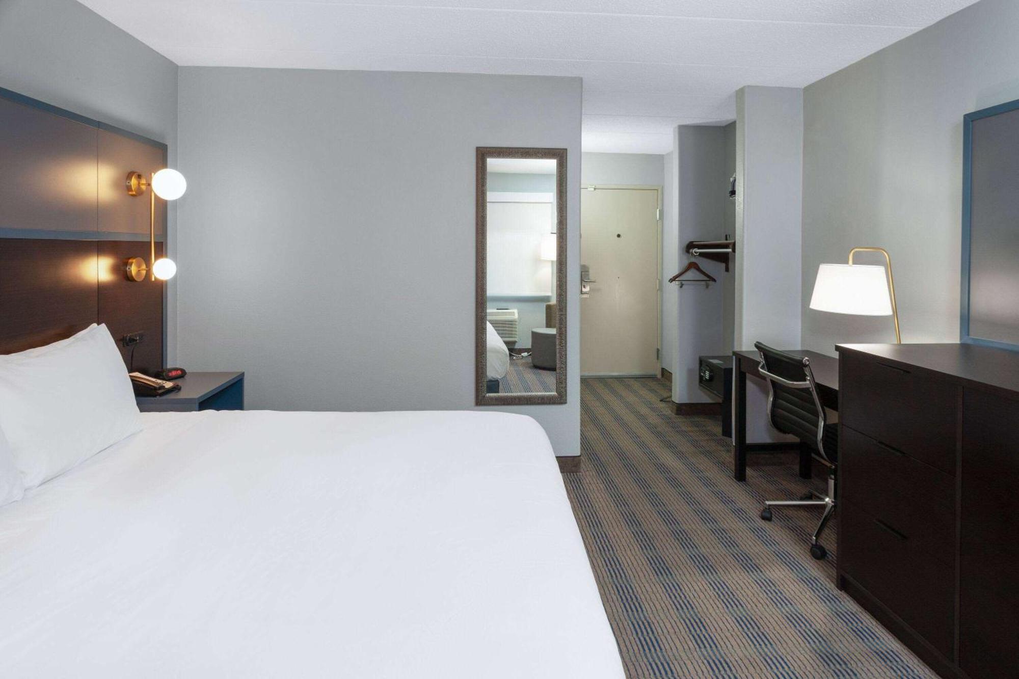 Americinn By Wyndham Peoria Eksteriør billede