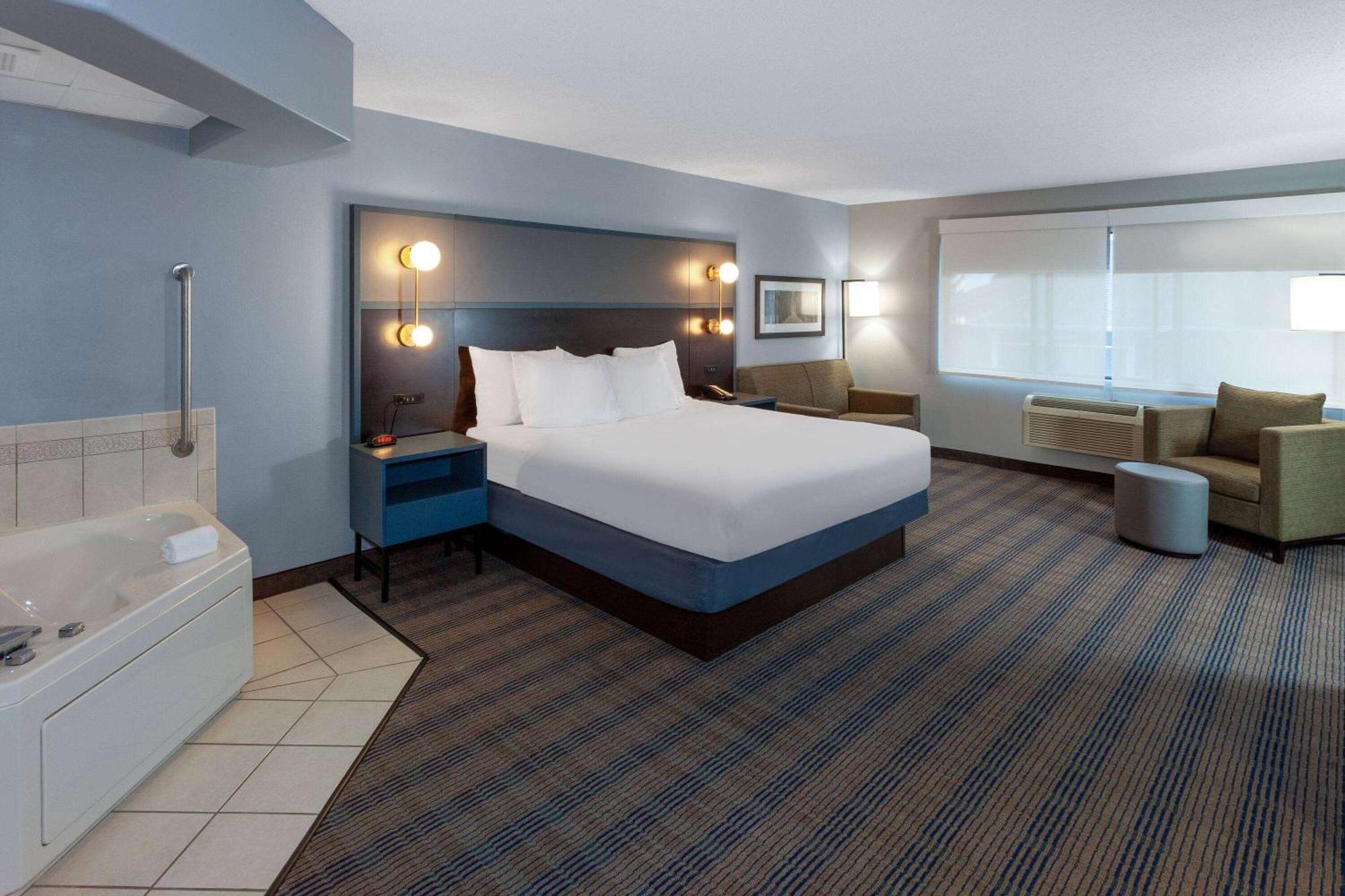 Americinn By Wyndham Peoria Eksteriør billede